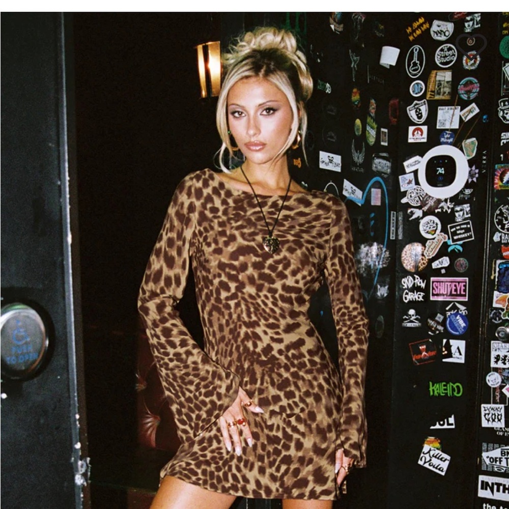 HALO BIAS MINI DRESS LEOPARD Leopard Print Long Sleeve Dress size 8 Tall - Picture 2 of 3